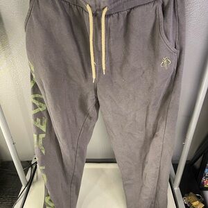 Star Wars - Heroes & Villains - Bounty Hunter Gray Joggers - Men’s Medium (M)